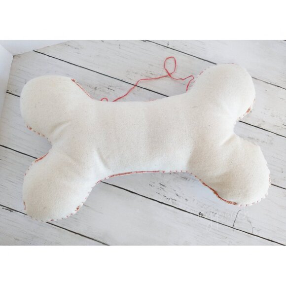 Sturbridge Yankee Holiday Dog Bone Pillow Vintage Christmas Wall Hanging Fabric - Picture 2 of 11